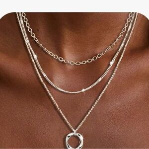 Elegant Silver Layered Necklace Set